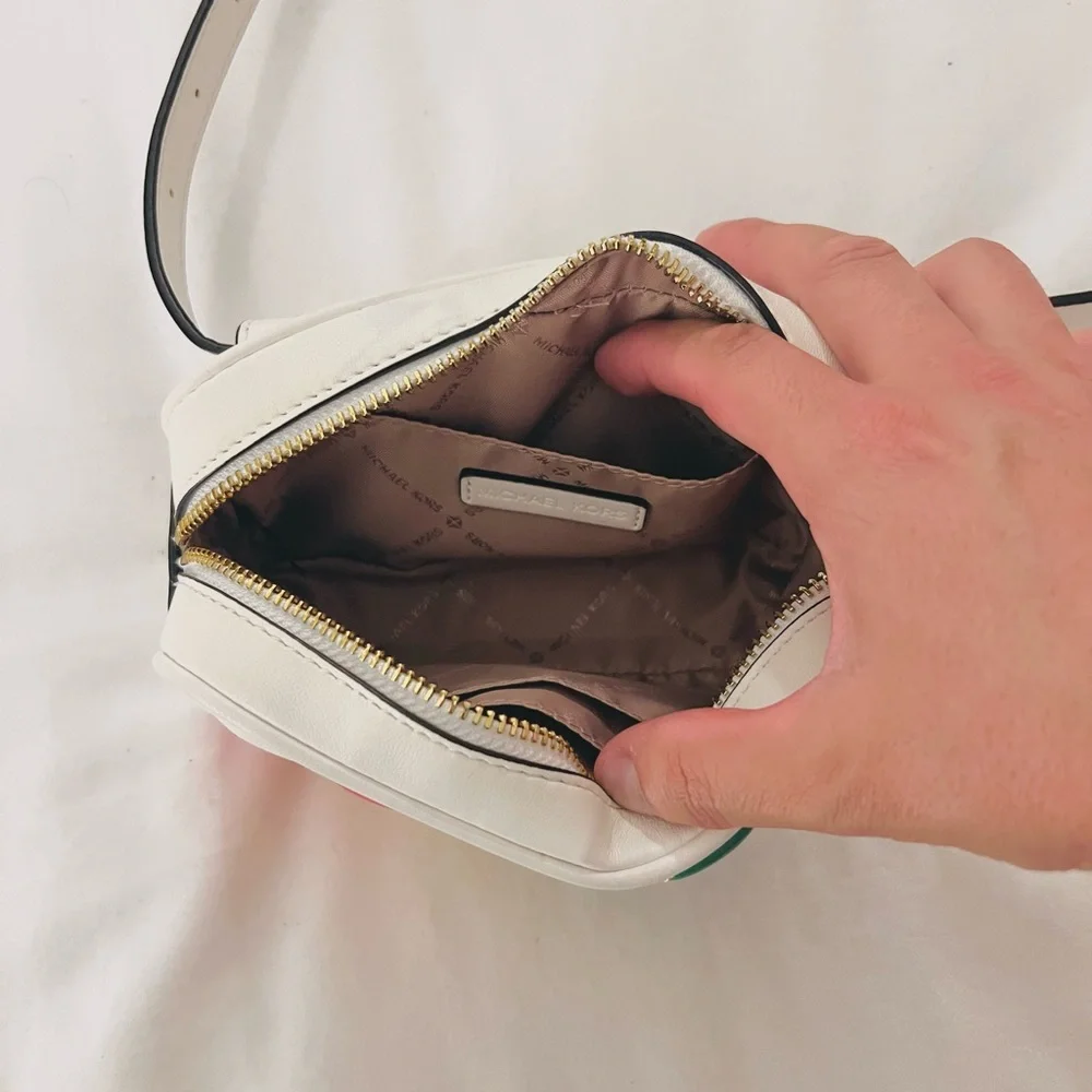 Michael Kors MK Rainbow Camera Bag / Crossbody - Picture 4 of 4